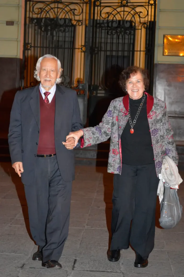 Manuel con su esposa Lúcia