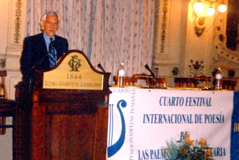 Manuel Pantigoso en Las Palmas de Gran Canaria, España, 2000