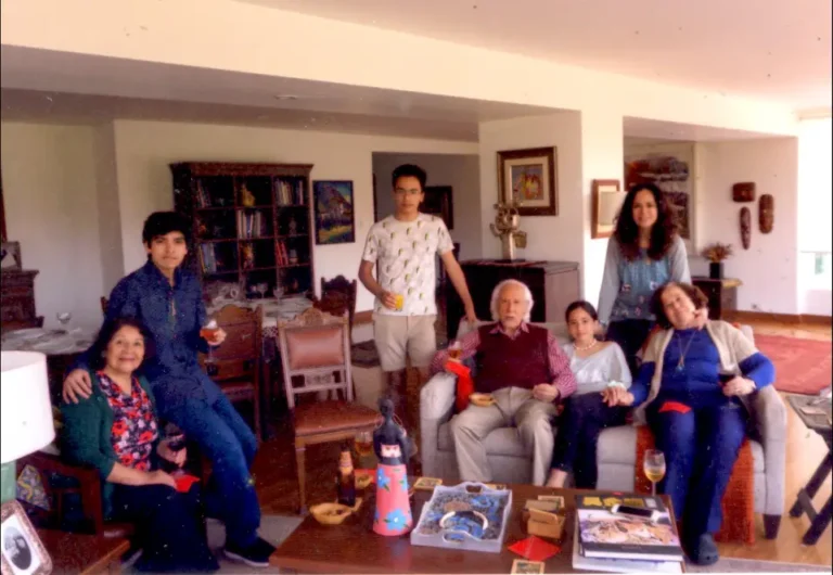 Manuel Pantigoso con su familia