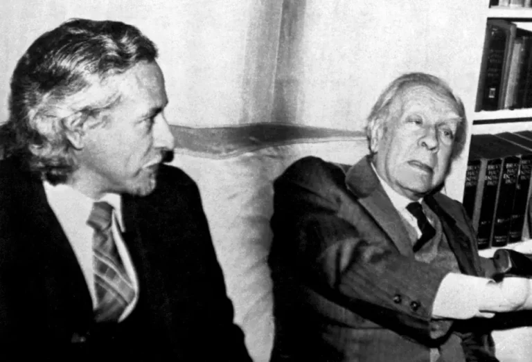 Manuel Pantigoso con Jorge Luis Borges en Argentina, 1983